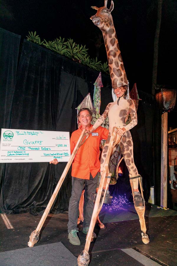 Giraffe inspired by ‘Lion King’ wins top costume News, Sports, Jobs